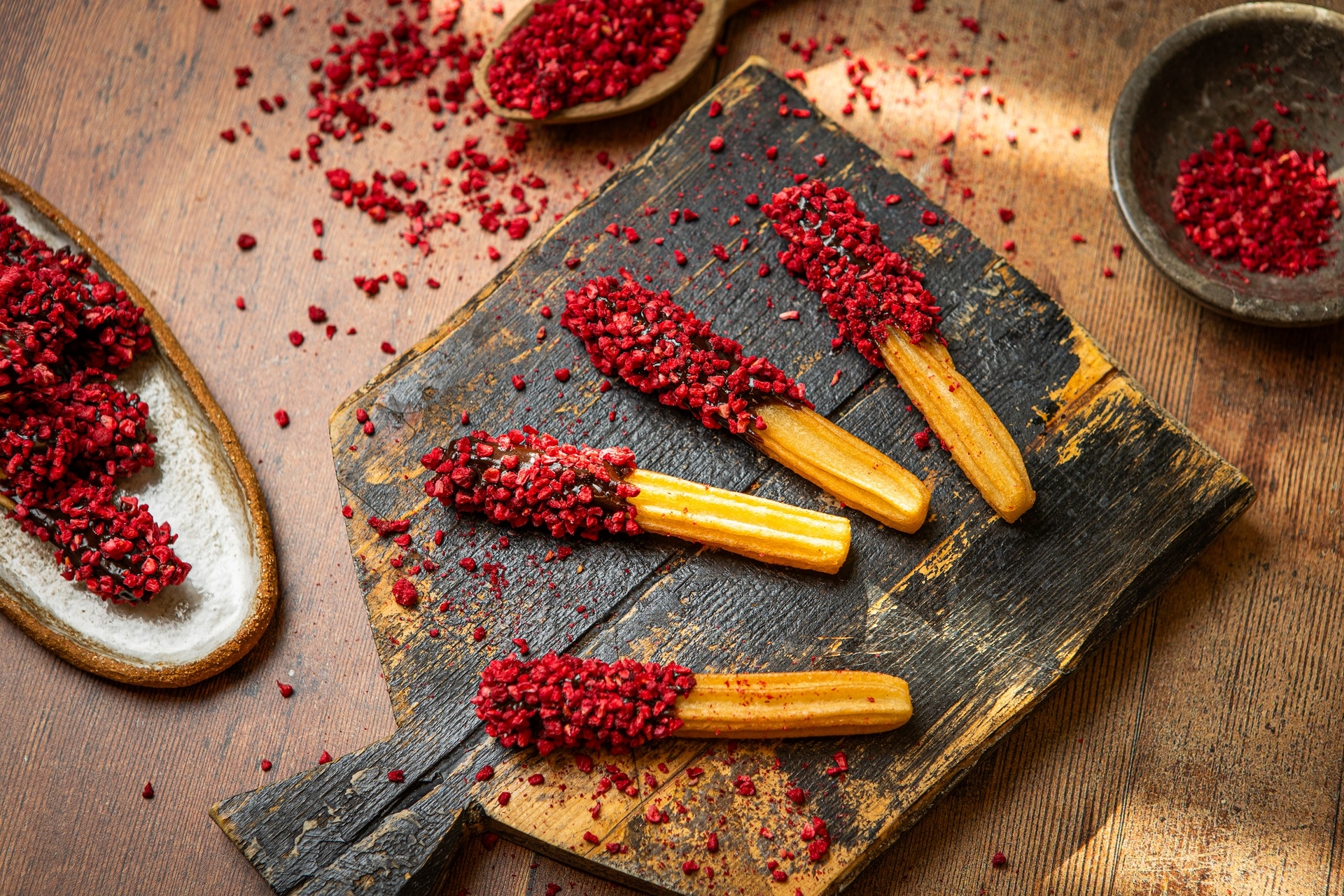 churrosi_s_cokoladom_i_cilijem - Recepti Aviko Foodservice