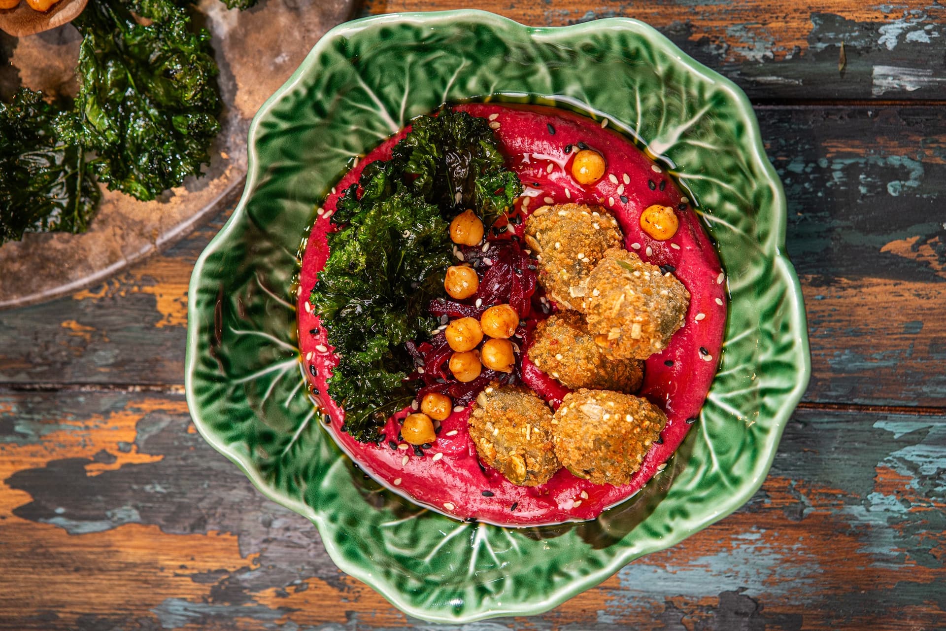 bozanstveni_humus_s_falafelom