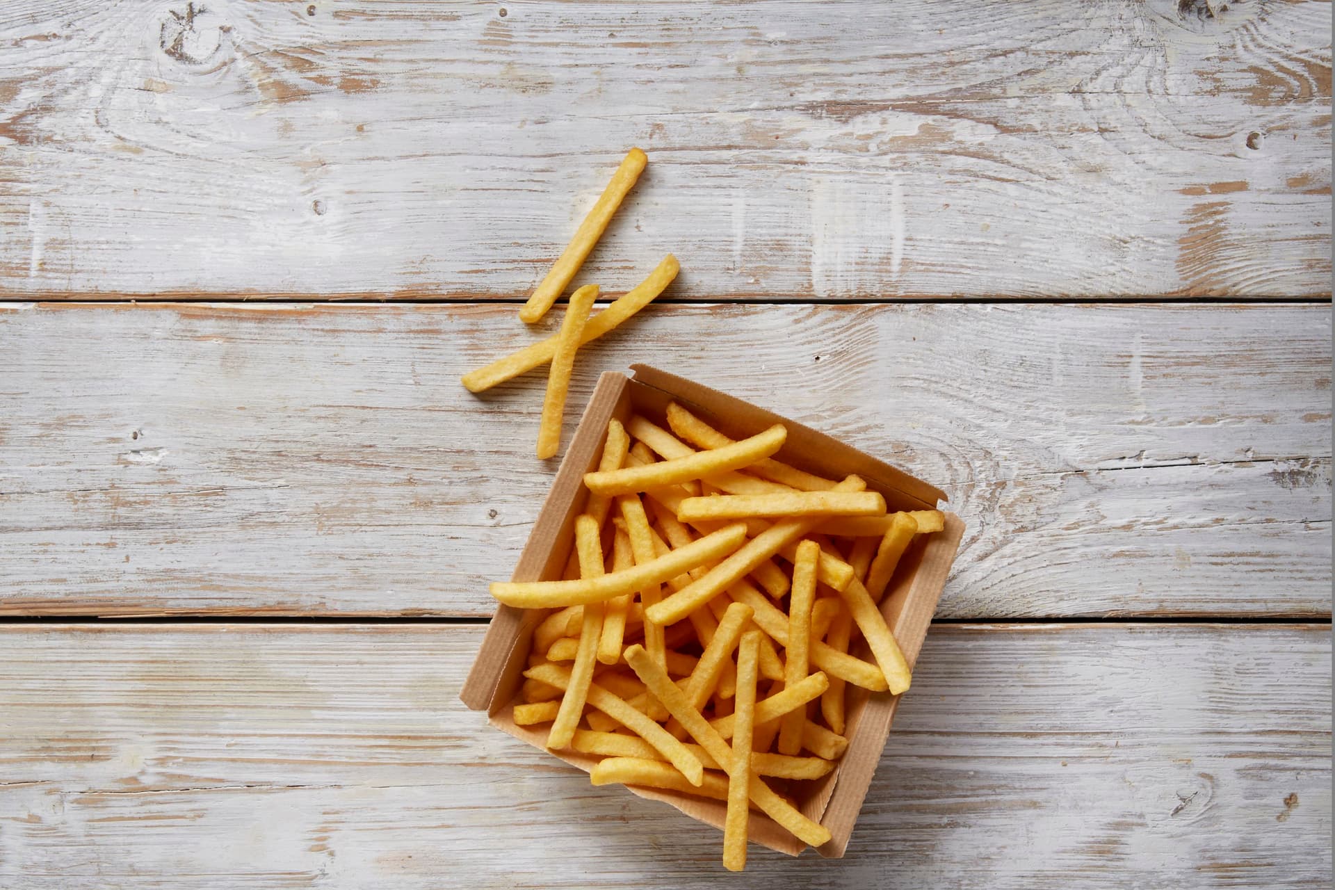 aviko_ohladeni_super_hrskavi_pomfrit_od_7_mm_jelo