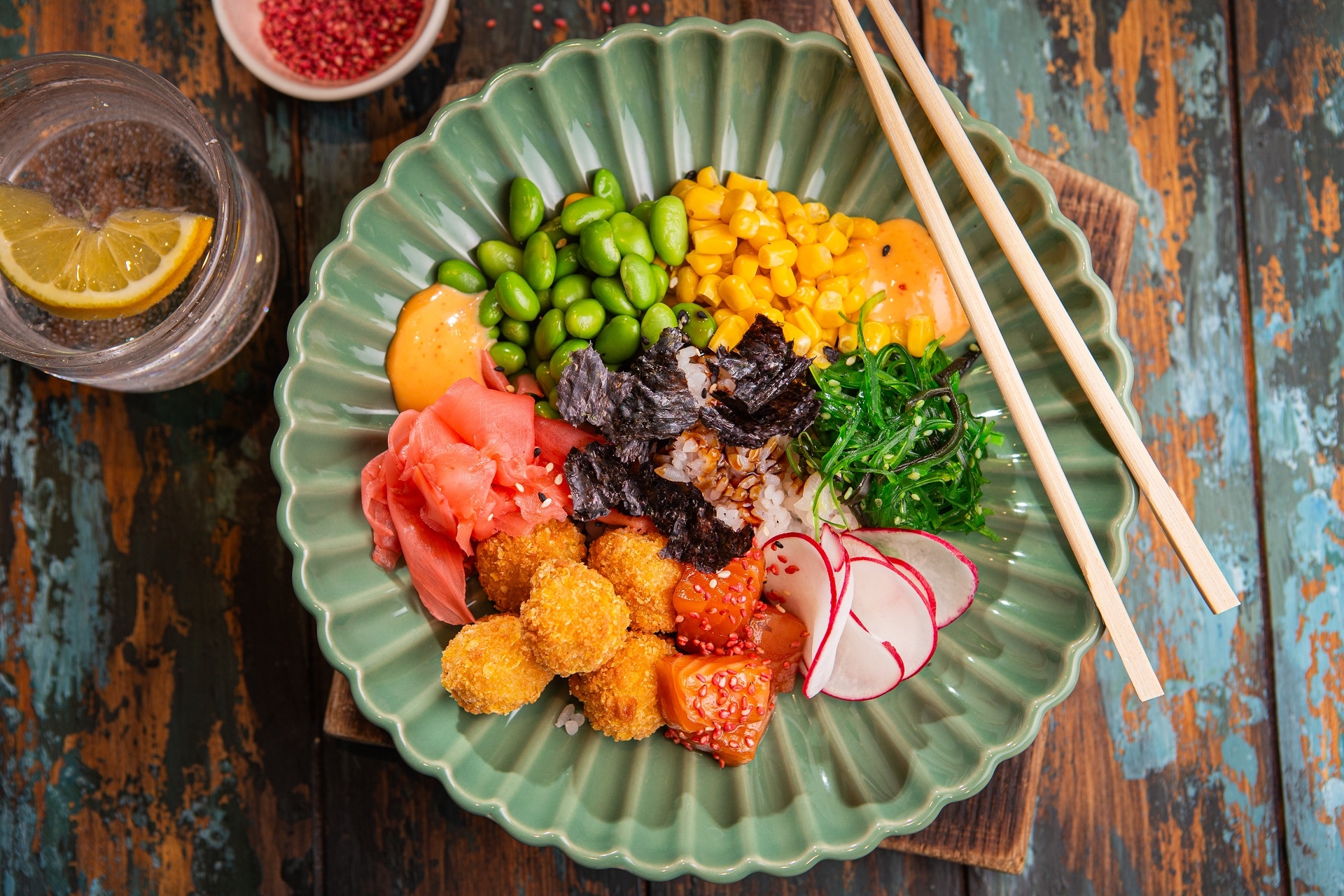 poke_bowl_s_aviko_cream_cheese_bites_okruglicama | Recepti s Aviko proizvodima za ugostiteljstvo