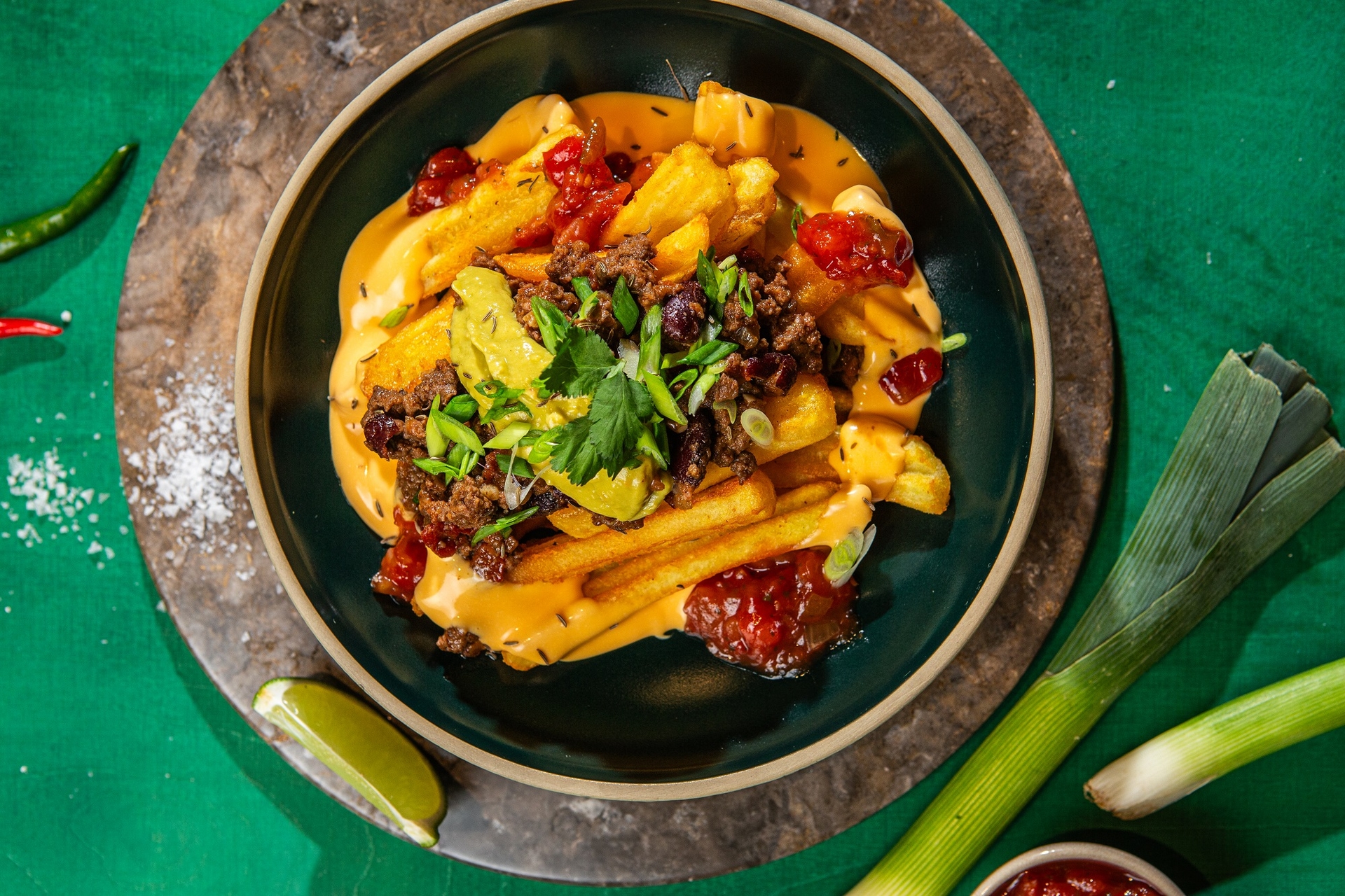 vrhunski_chili_con_carne_valoviti_krumpirici