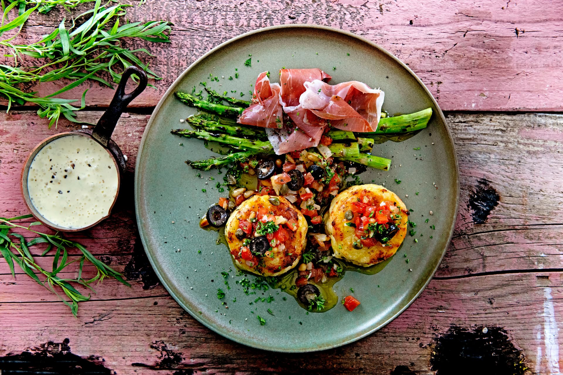 Gratin sa zelenim šparogama i Parma šunkom