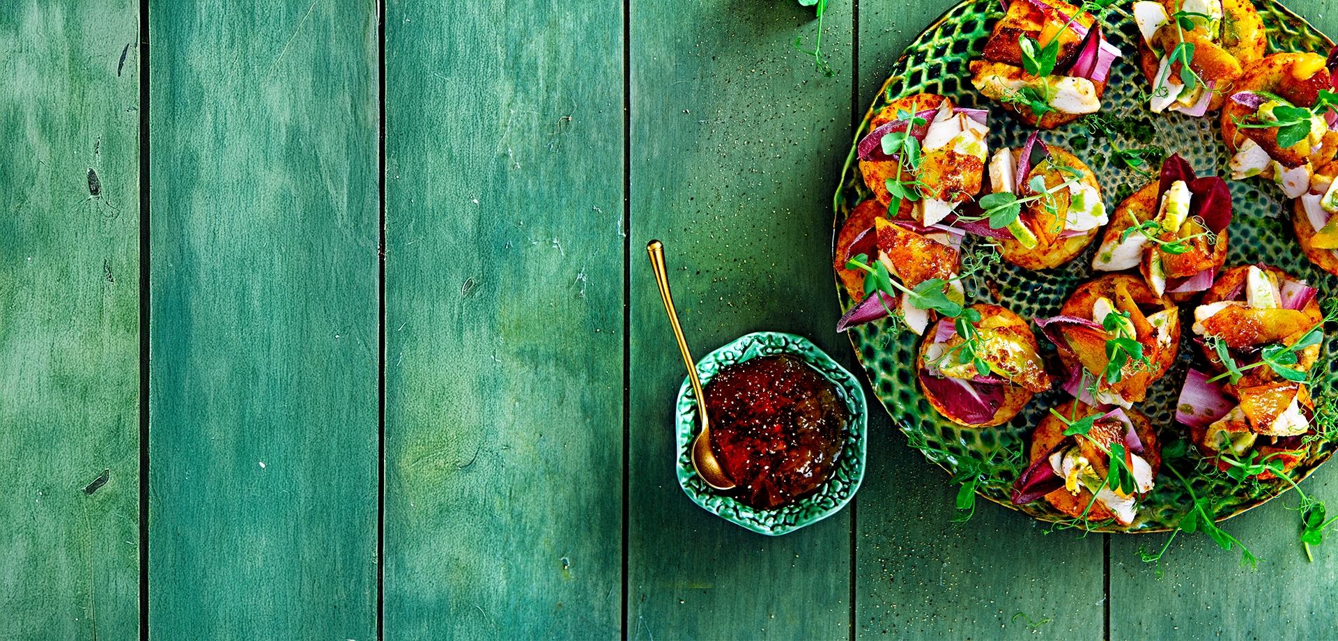 Rösti s mangom, grill piletinom i uljem od vlasca