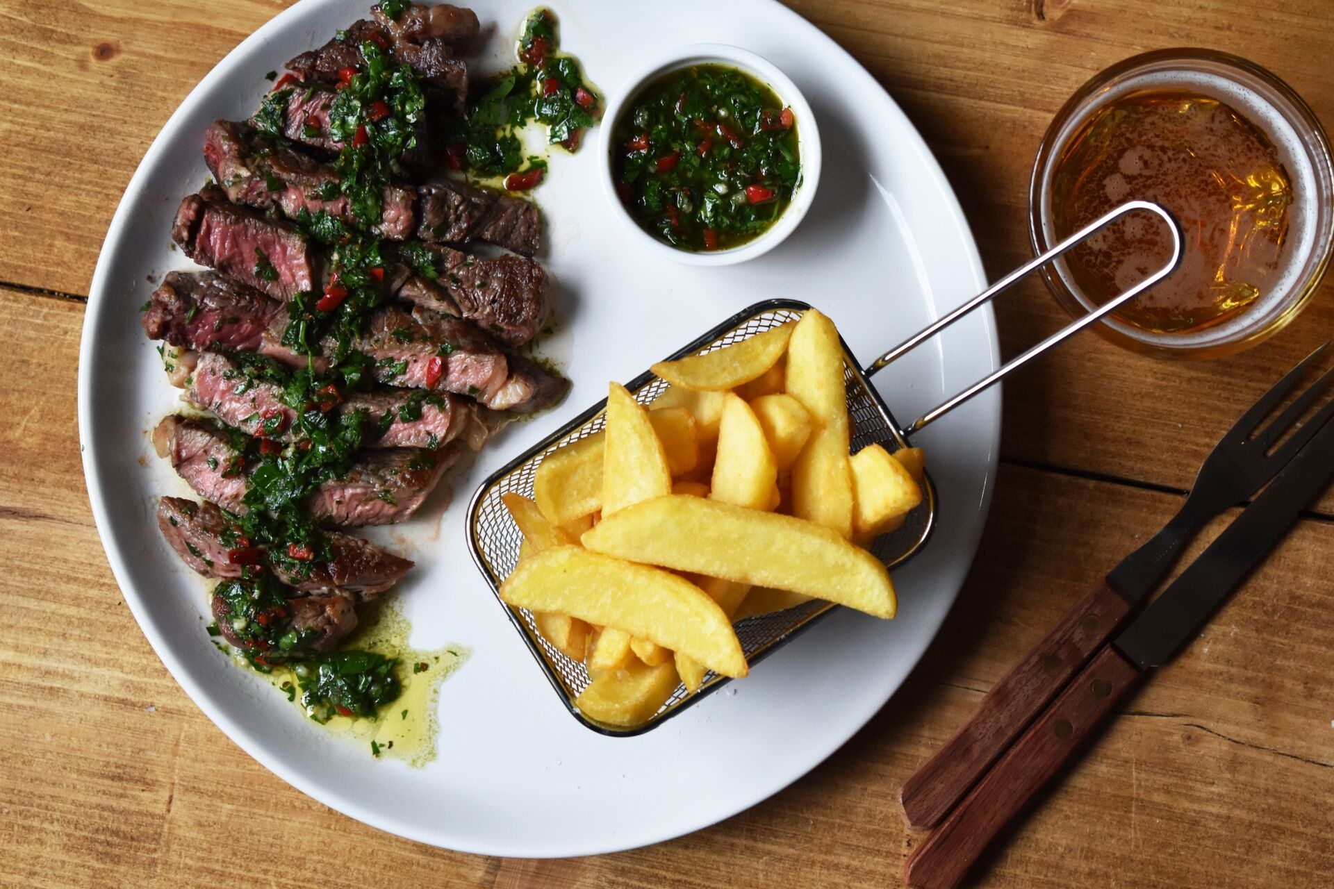 aviko-pommes-frites-steakhouse-plate